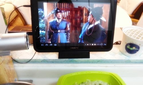 동이（トンイ）