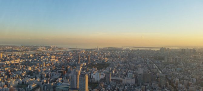 30Ｆでの夜景付きビールは美味しかった