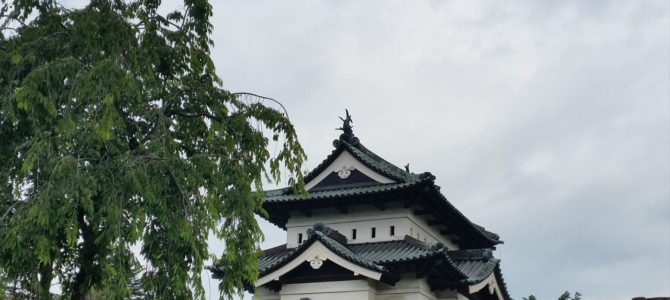 弘前城へGO